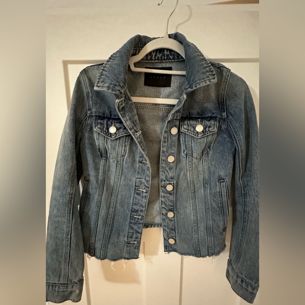 Blank NYC women’s Jean jacket size XS.